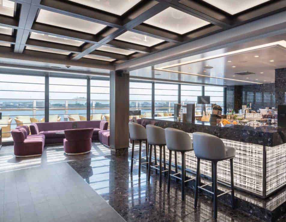 seaside-lounge